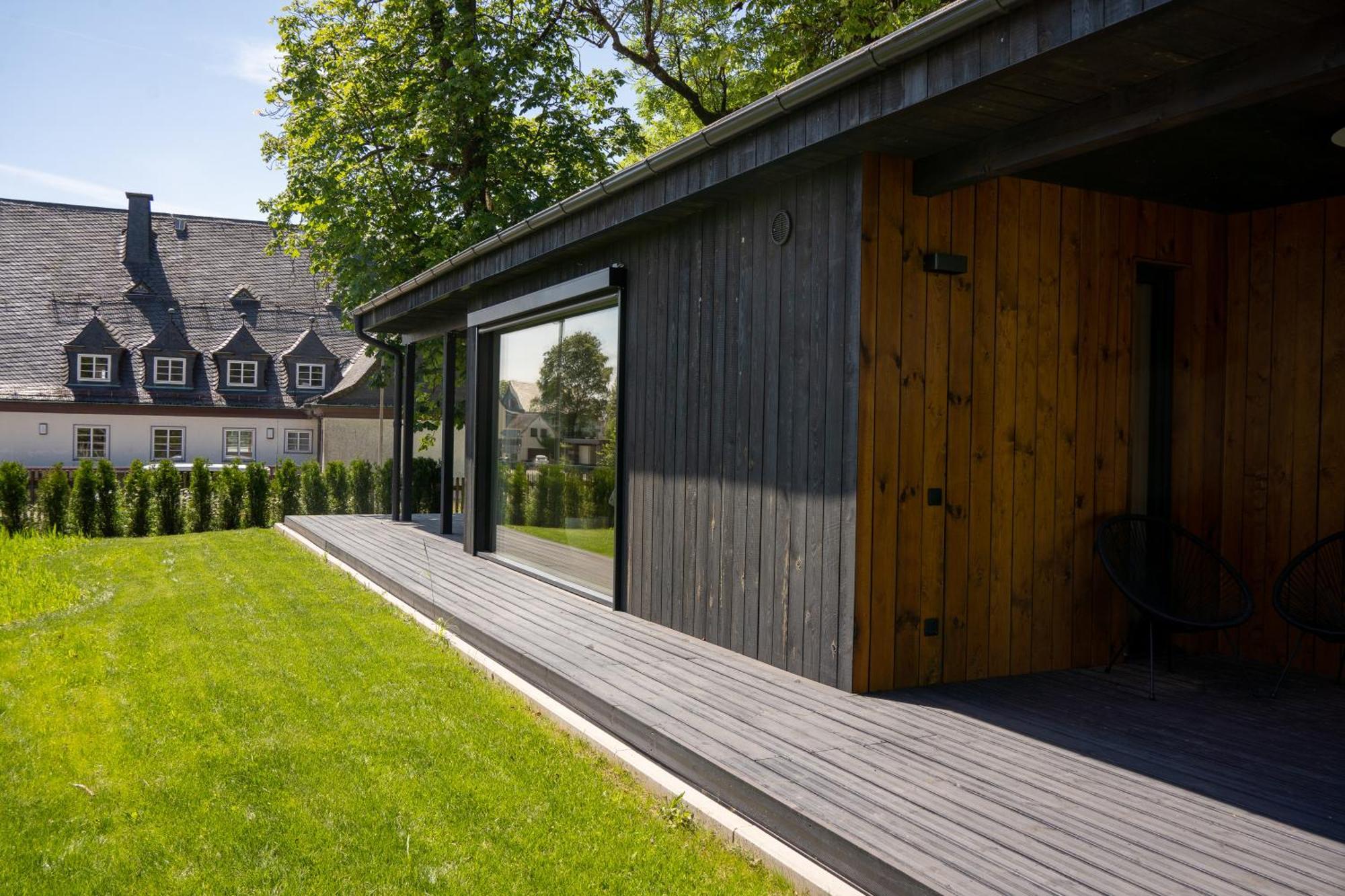 Hotel & Chalets By Revex Schwarzenbach am Wald Exterior foto