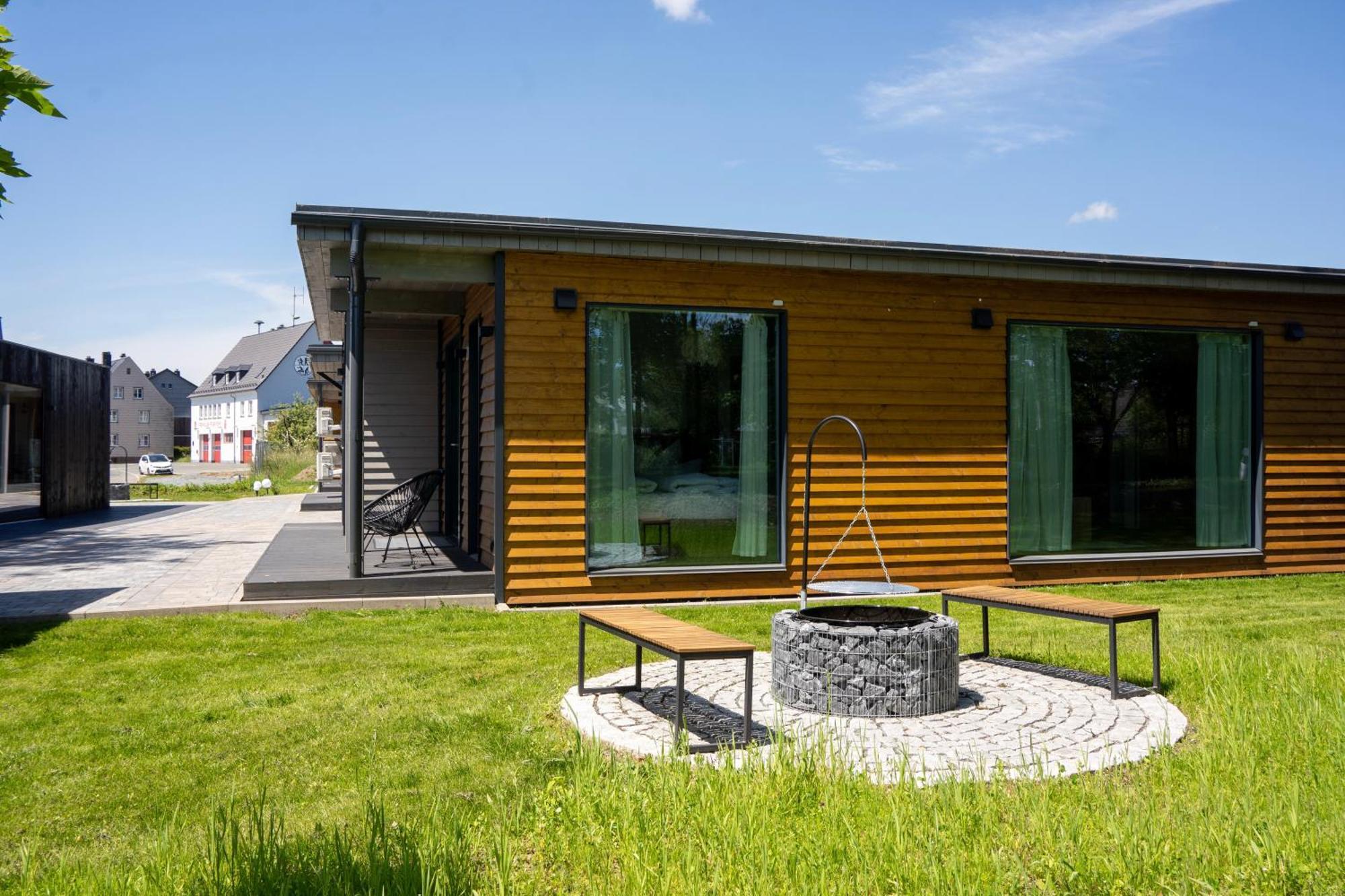 Hotel & Chalets By Revex Schwarzenbach am Wald Exterior foto